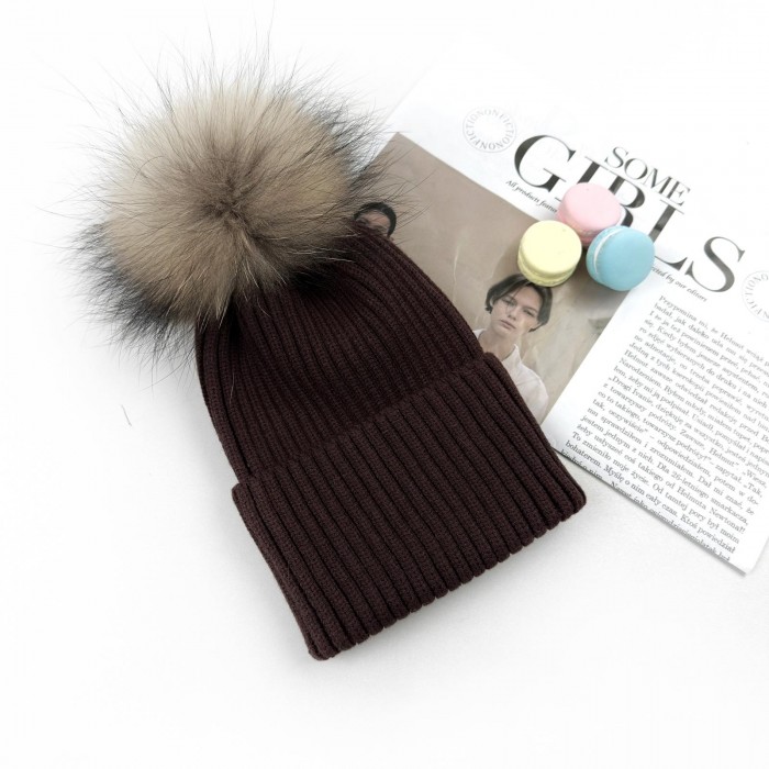 Шапка в'язка Бубон коричнева Шапка в'язка Бубон коричнева