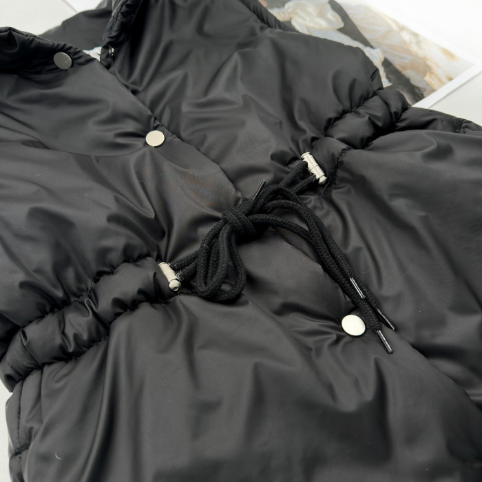 Жилетка удлиненная с кулиской черная