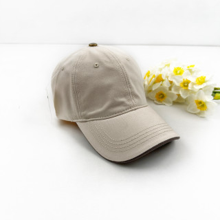 Кепка котонова молочна із сірим